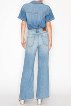 Load image into Gallery viewer, Kendra Jeans