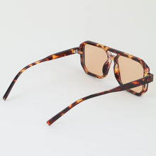 Load image into Gallery viewer, 3AM BY H&amp;D ACCESSORIES - Tinted Block Aviator Sunglasses
